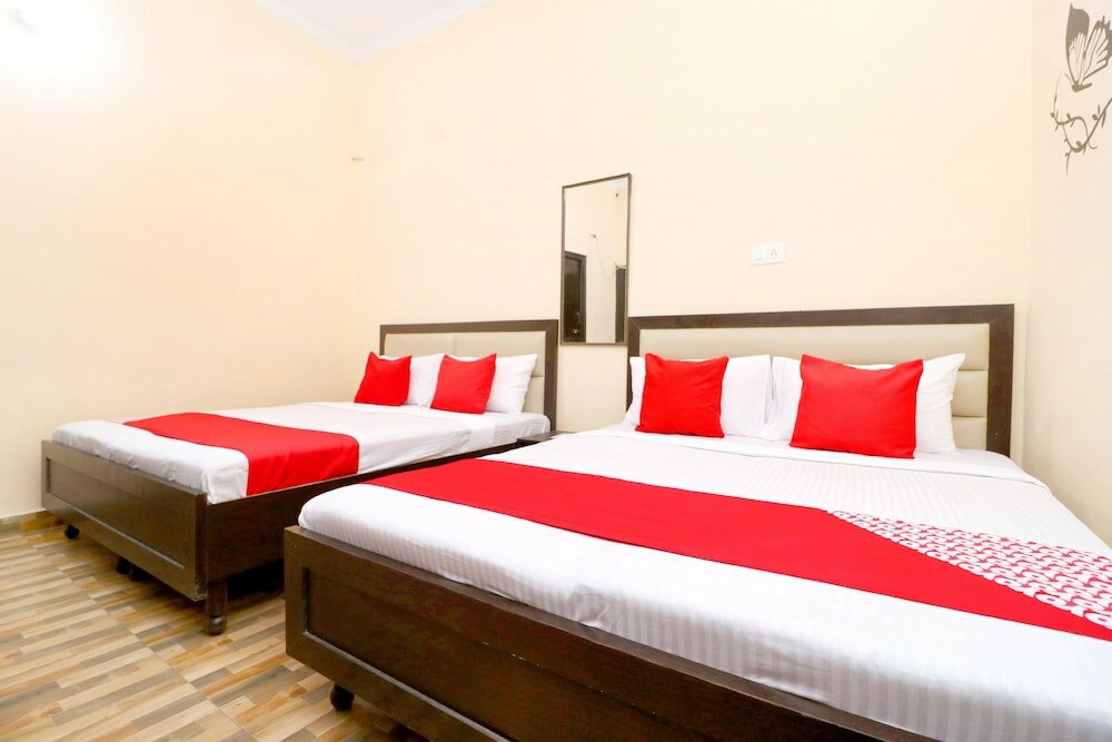 Фото Oyo 39626 Rj Royal Guest House