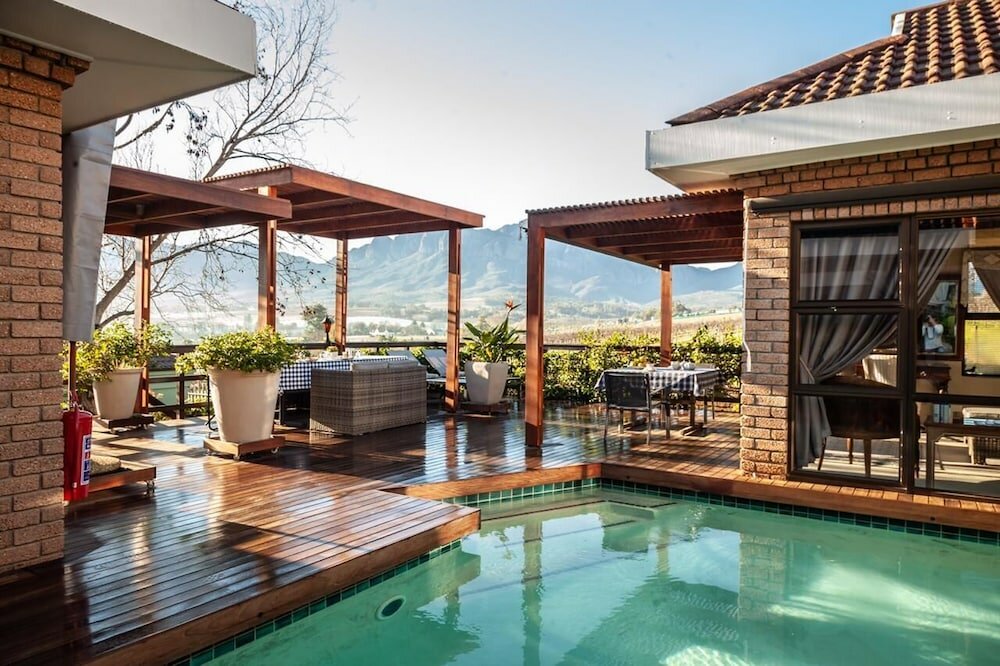 Фото Wellington Country House