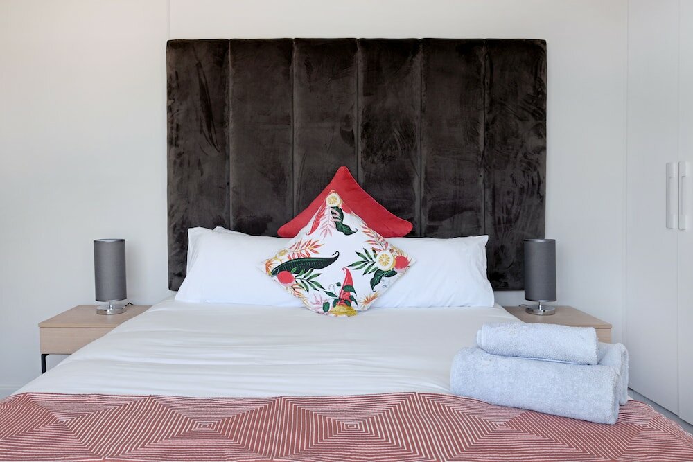 Фото Naomi by Stay Amazing