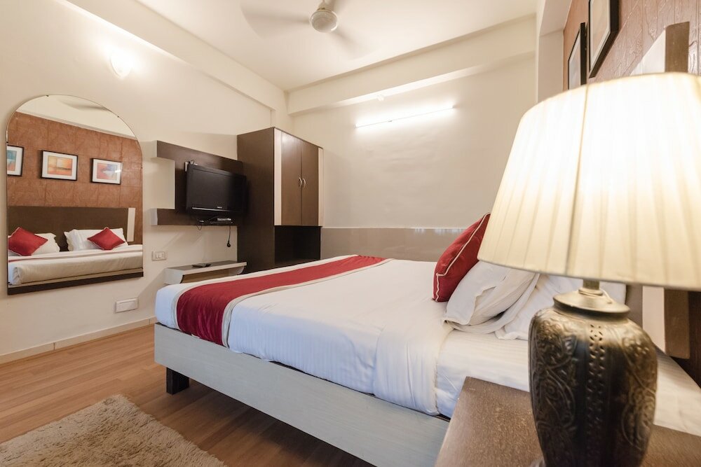 Фото Hotel Roopa