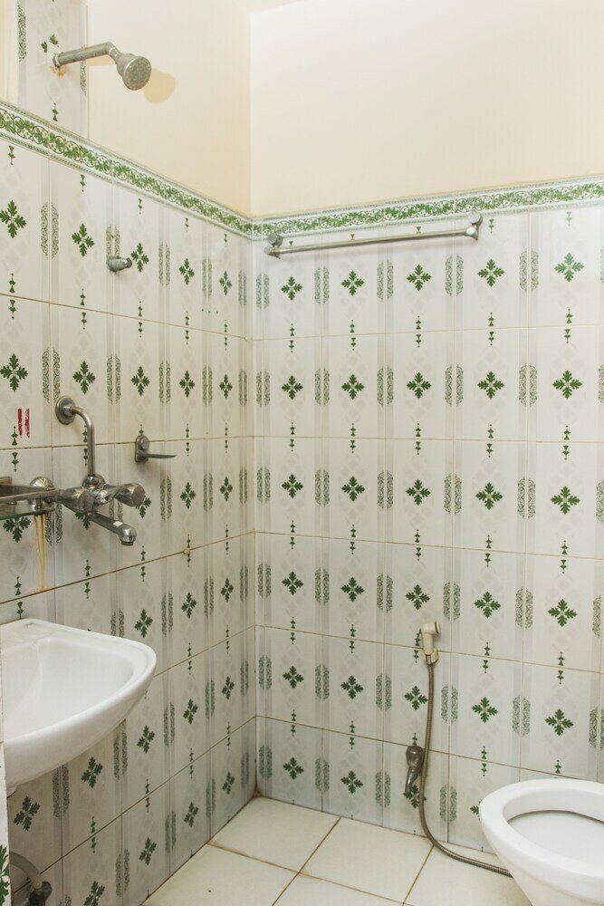 Фото Hotel Four Eyes