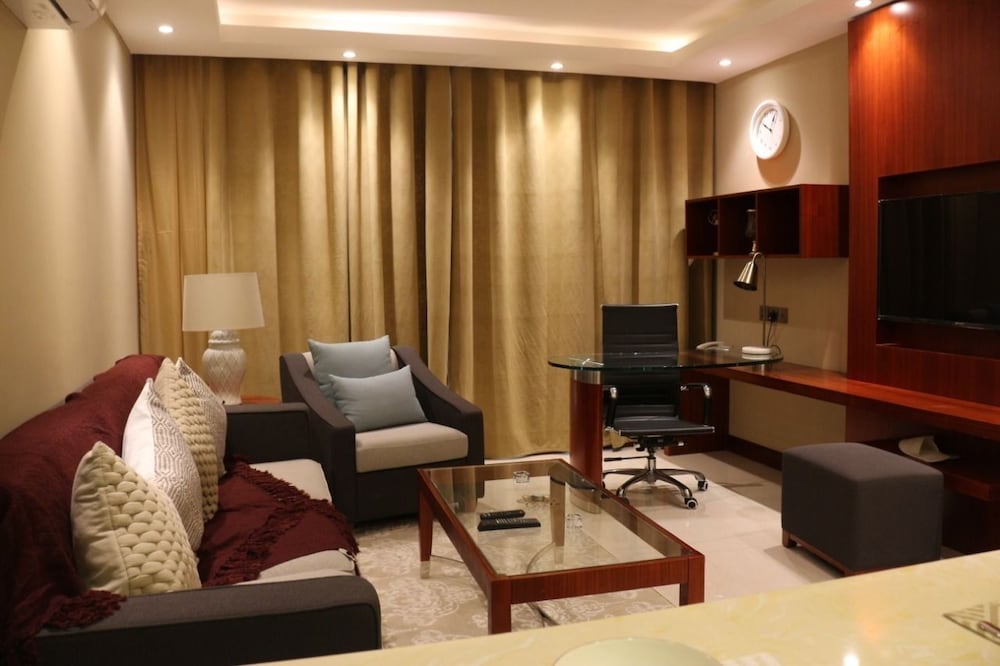 Фото Goldish Hotel