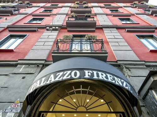 Гостиница Palazzo Firenze в Неаполе