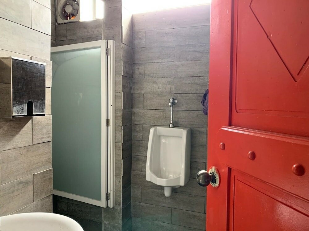 Фото Chiasti Capsule Hostel - Adults Only