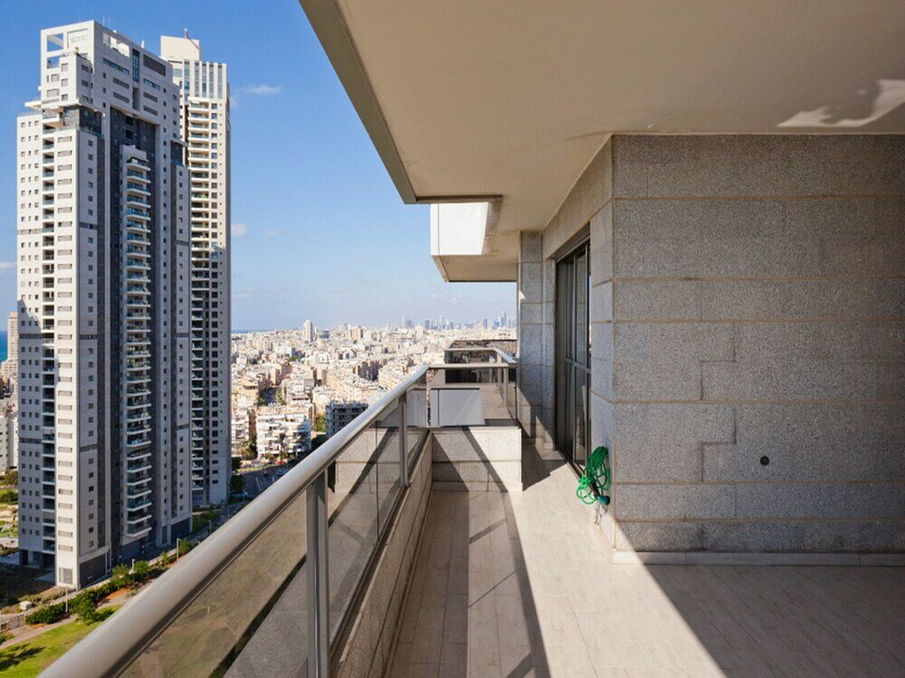 Фото Luxury Mini Penthouse Sea View Best Loc
