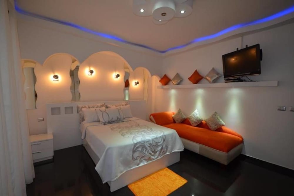 Фото Luxury Villa in Sosua Center - 7 Beds/7 Baths