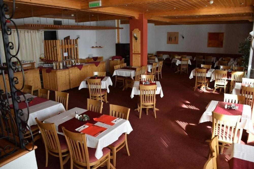 Фото Hotel des Masques