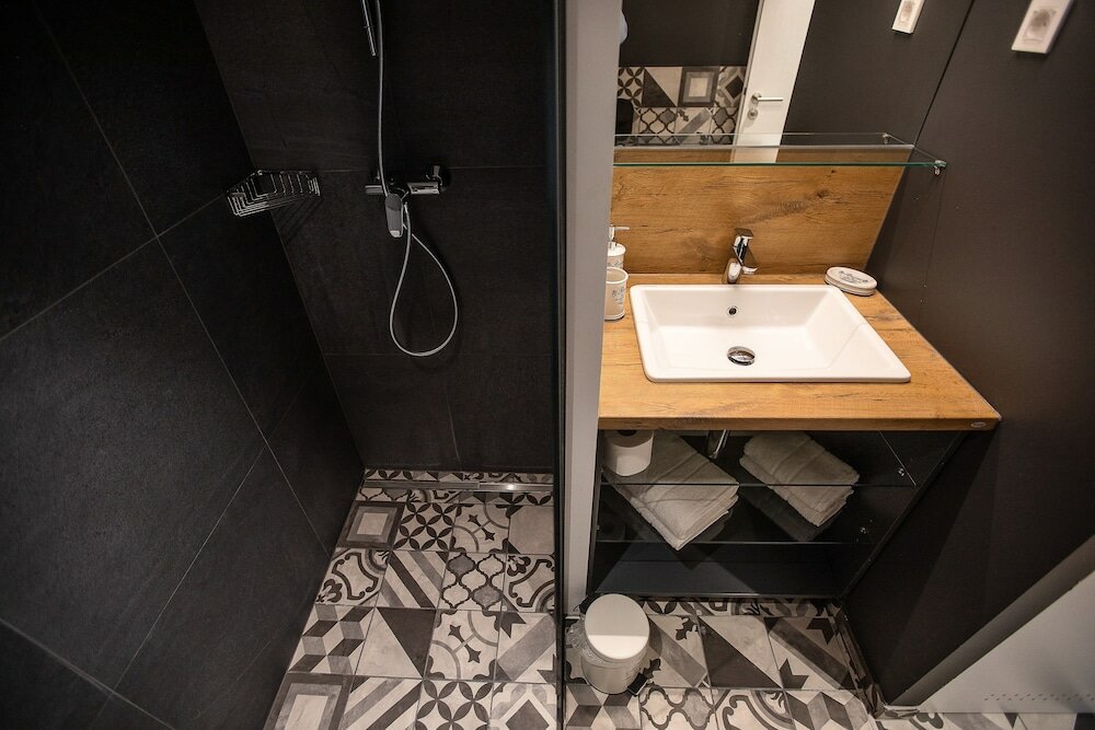 Фото Postcard City Apartments