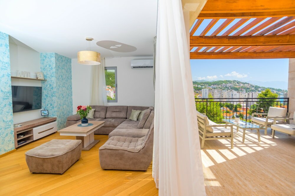 Фото Apart hotel MS Katunjanin