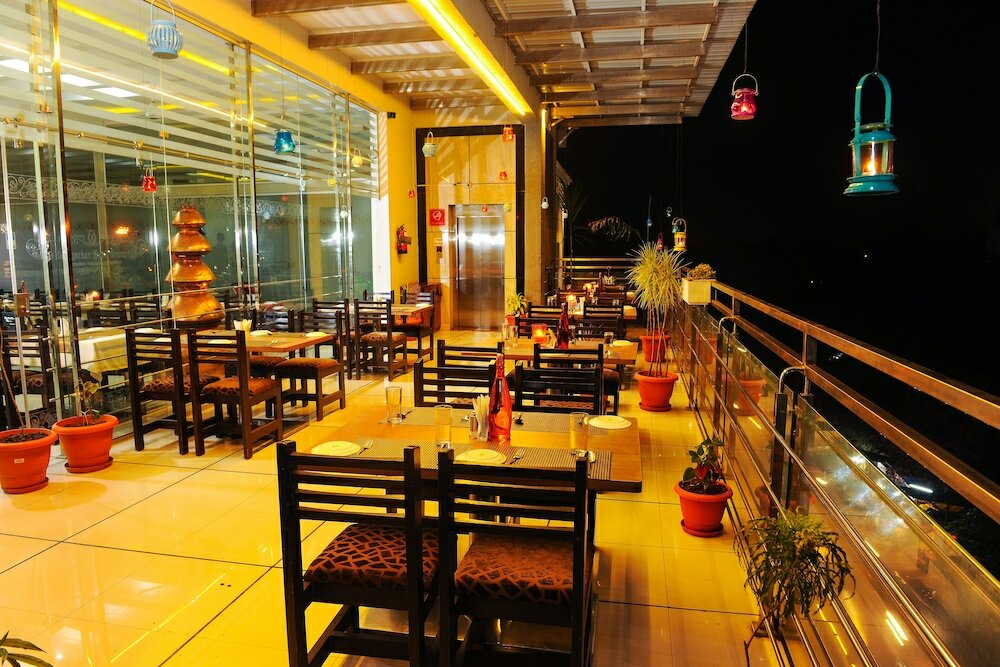 Фото Hotel Radiant