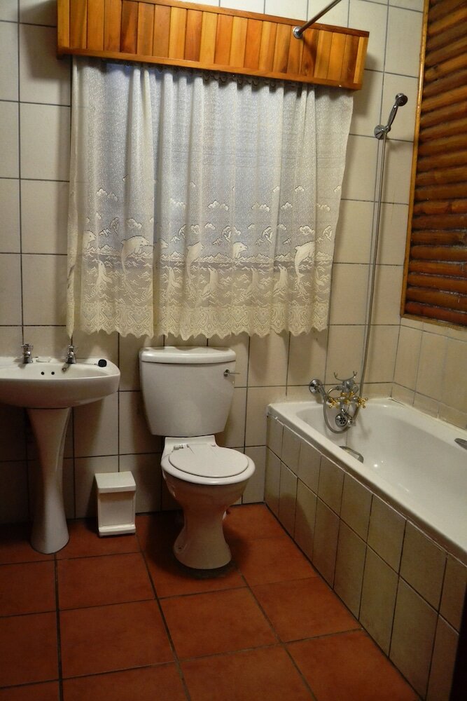 Фото Log Cabin & Settlers Village