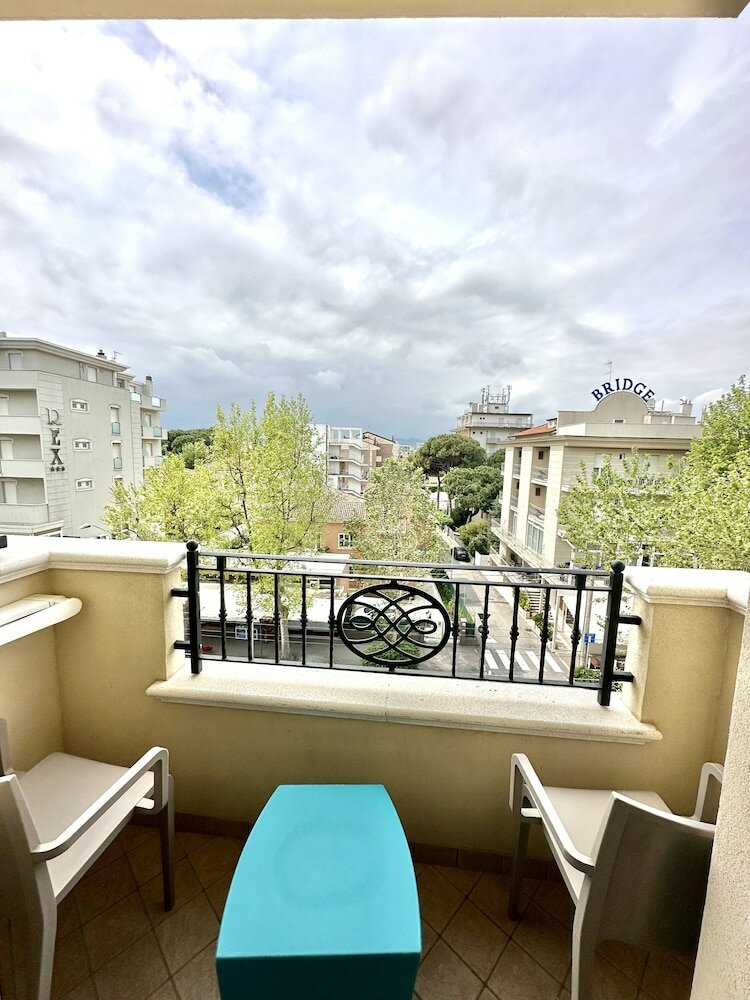 Фото Hotel Metropole