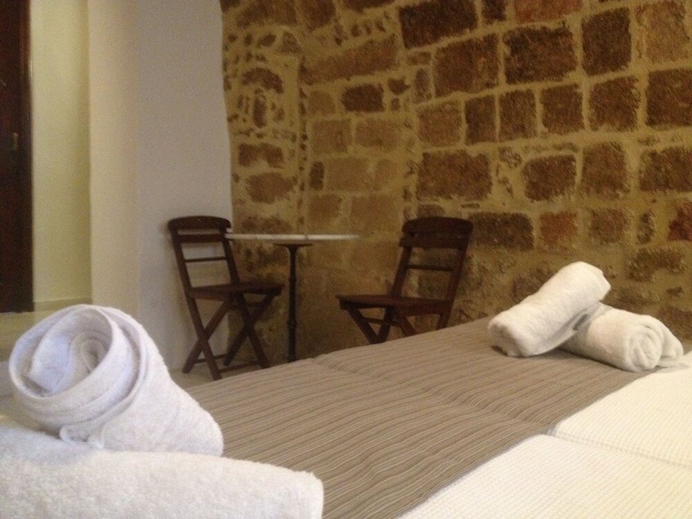 Фото Auberge 32 Old Town