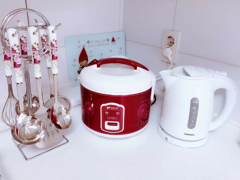 Фото Lee Apartment 1