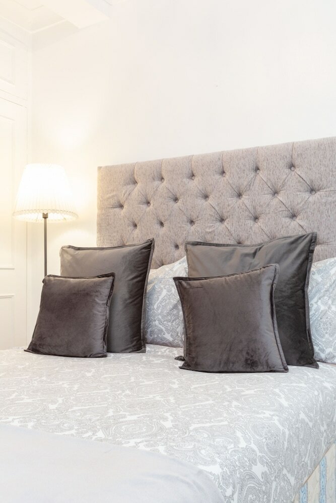 Фото Harrods Luxury Apartments