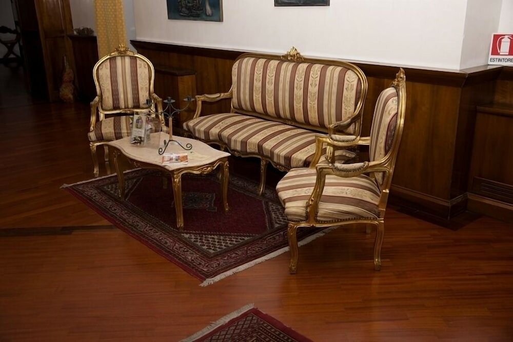 Фото Hotel Altavilla