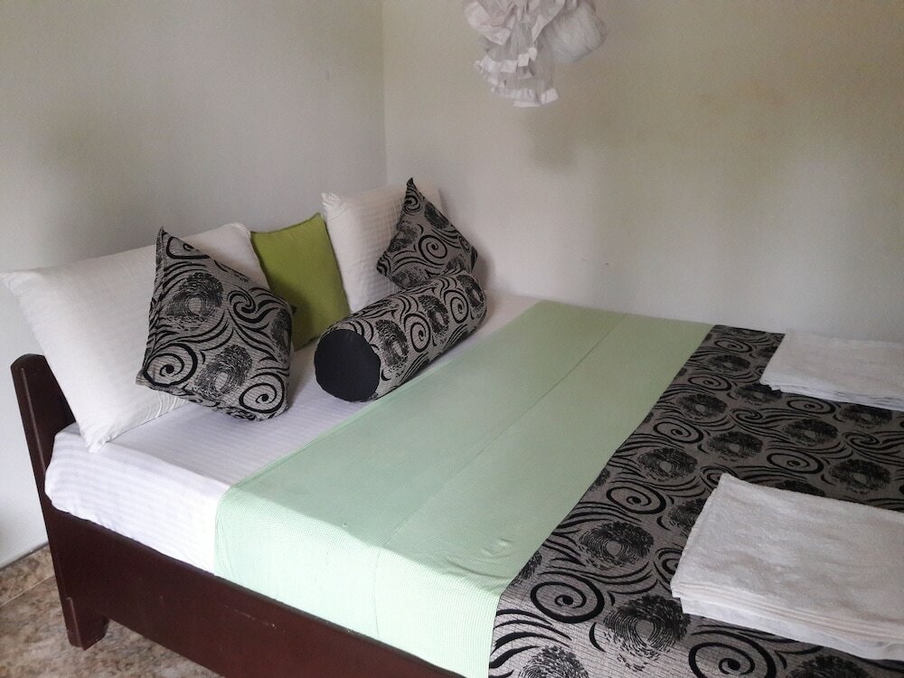 Фото Iduwaraguest