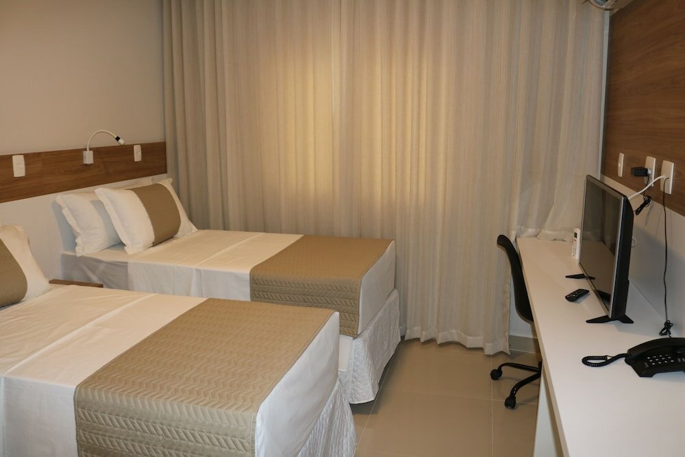 Фото Bristol Aline