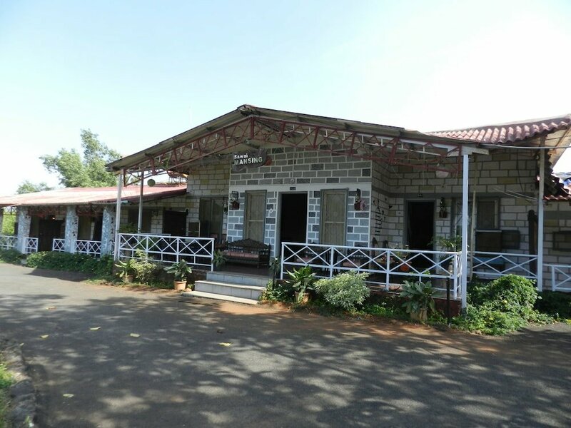 Гостиница Hotel Sawai Mansing Hill Resort