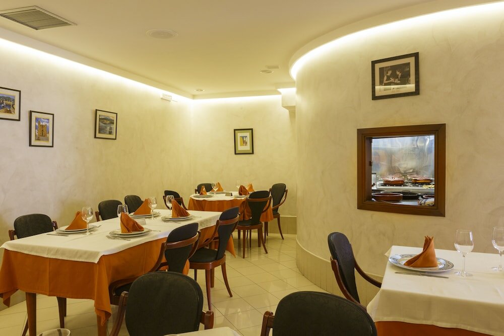 Фото Hotel Restaurante Elisardo