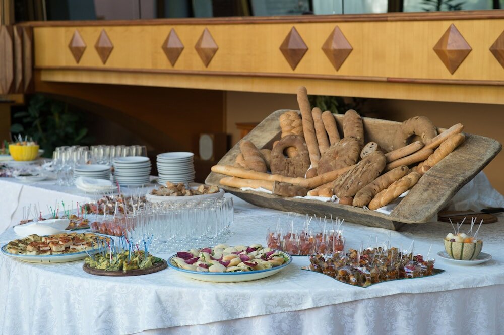 Фото La Cittadella Dell'Oasi Hotel