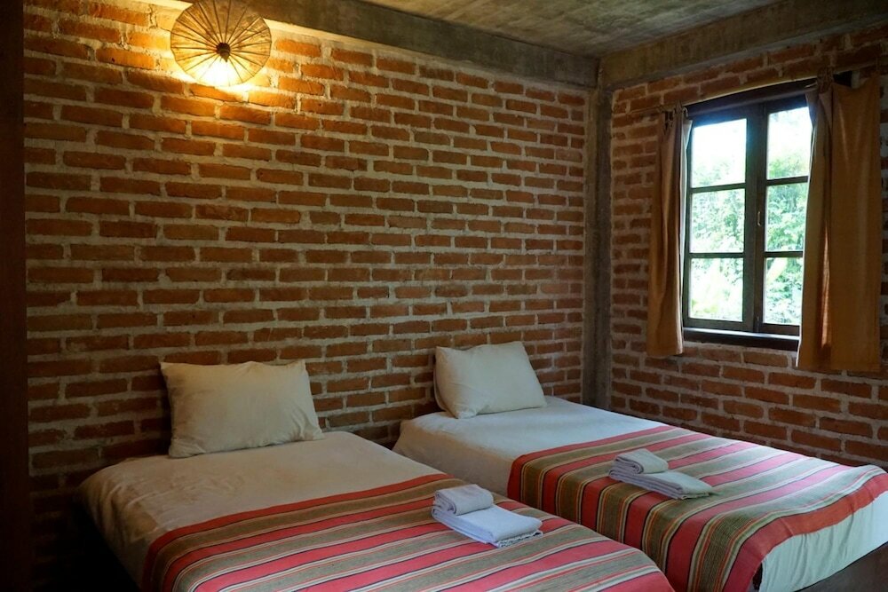 Фото Thitaw Two B&b