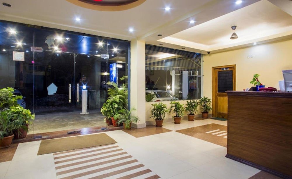 Фото Aj International