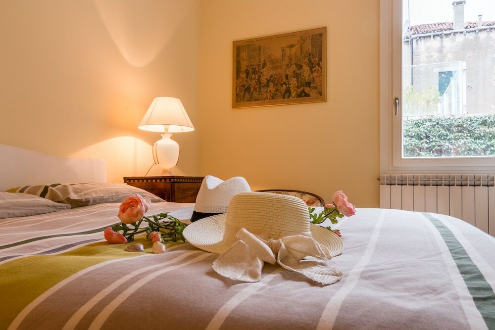 Фото Ca' Barbo Romantic Apartment in Venice