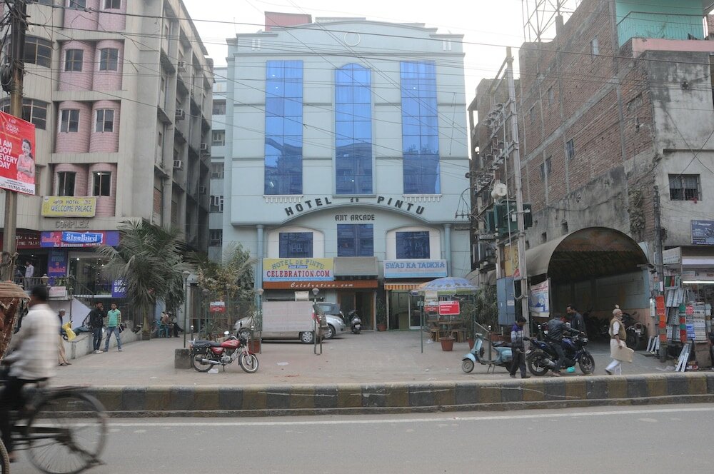 Фото отеля 1