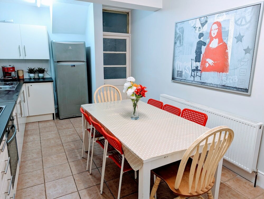 Фото TopHome Finsbury Park