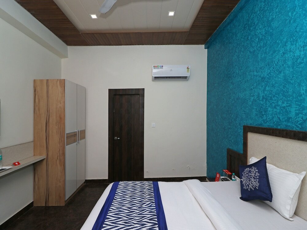 Фото Oyo 10290 Hotel Yashogopal Resortico