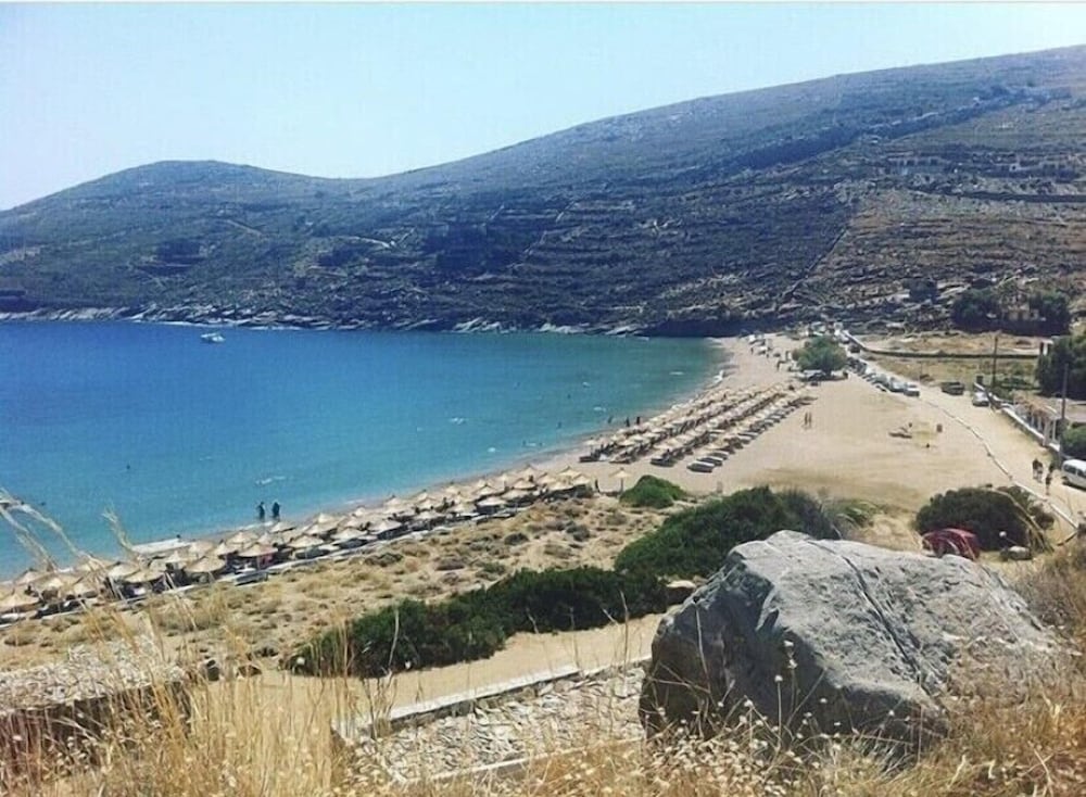 Фото Vourkari Village