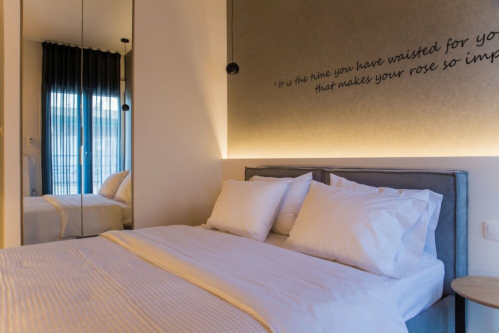 Фото The Athens Life