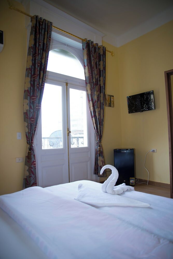 Фото New Grand Royal Hotel