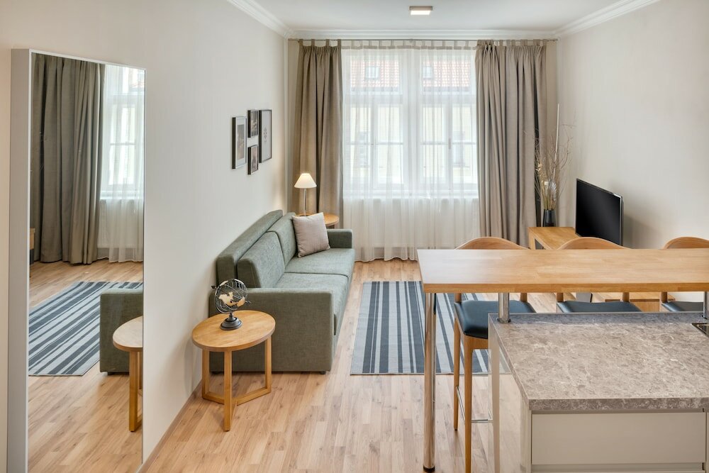 Фото Louren Apartments