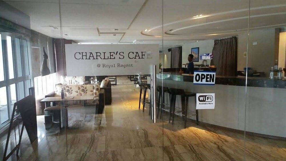 Фото Royal Regent Condominium by iHost