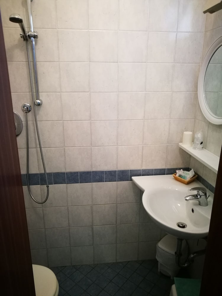 Фото Hotel Haway