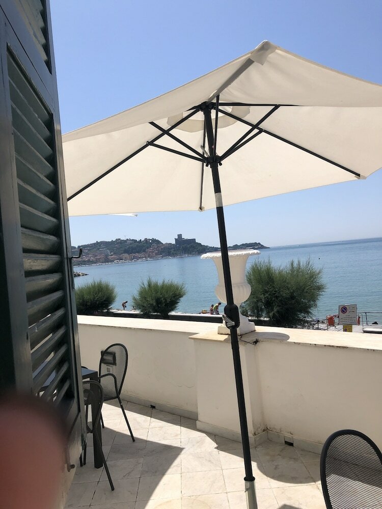 Фото Villa Shelley Boutique Hotel