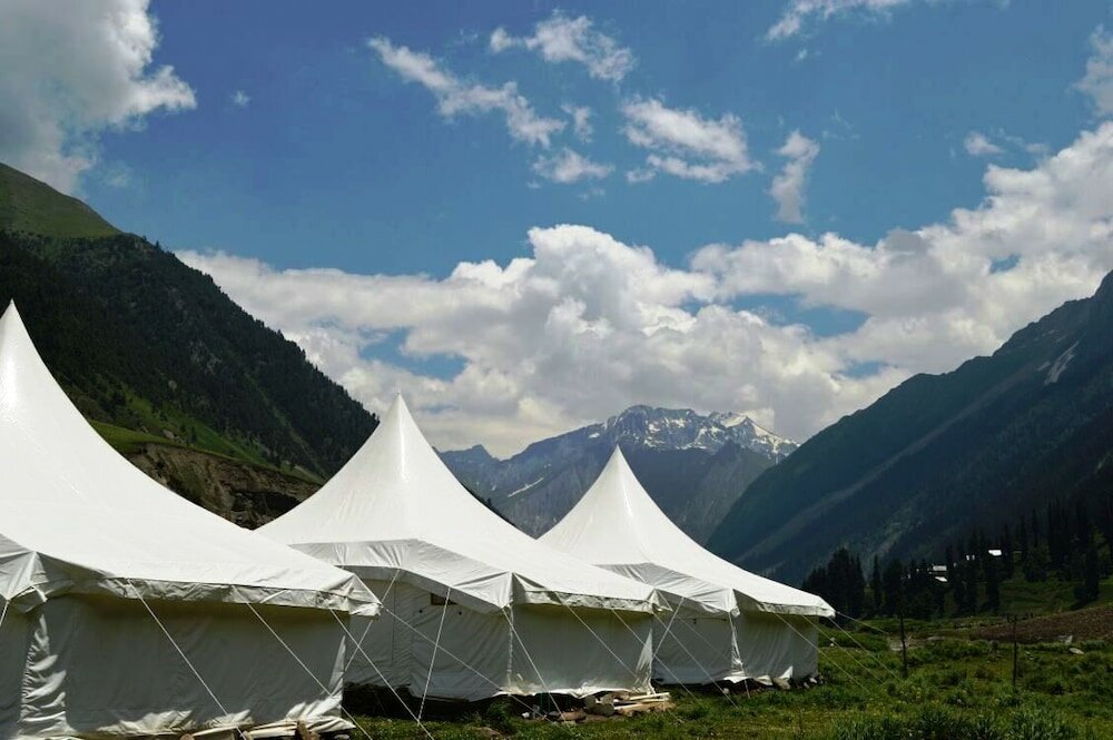 Фото Sheen Woods Resort