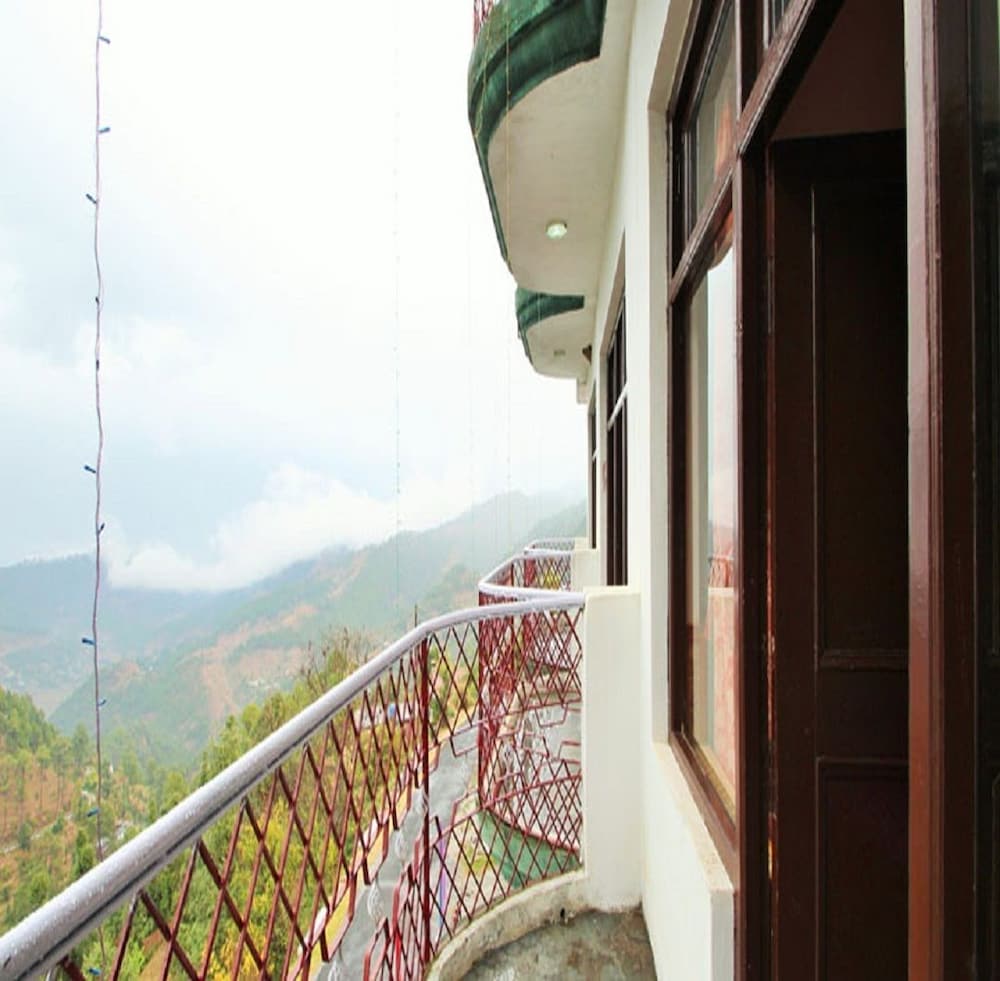 Фото Hotel Sumit Kausani