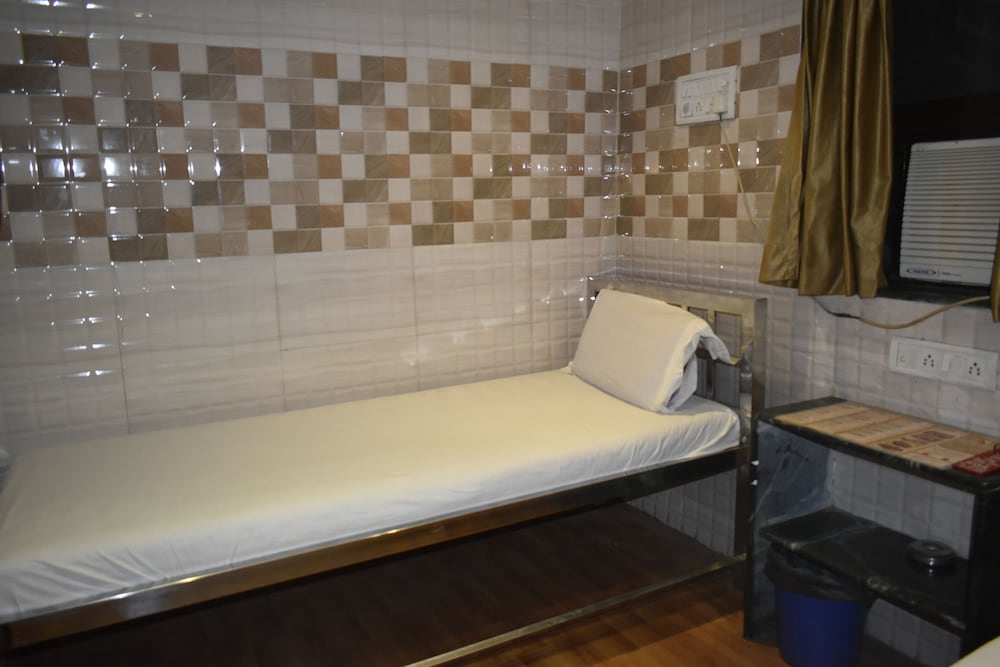 Фото Hotel Shadab Palace