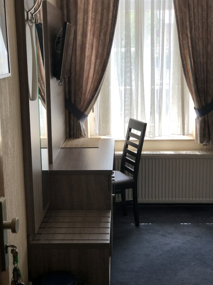 Фото Hotel Junkerhaus