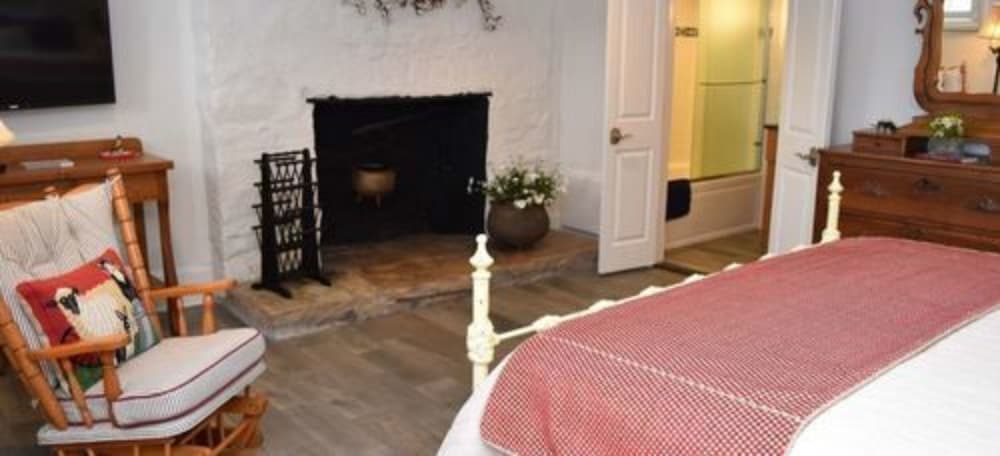 Фото Inn at Evergreen