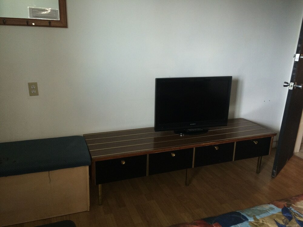 Фото Esterhazy Motor Hotel