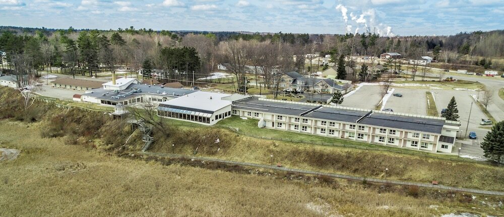 Фото Terrace Bay Hotel