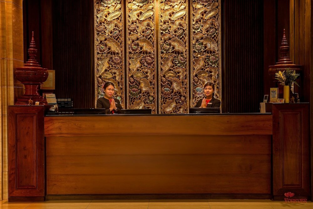 Фото The Home Hotel