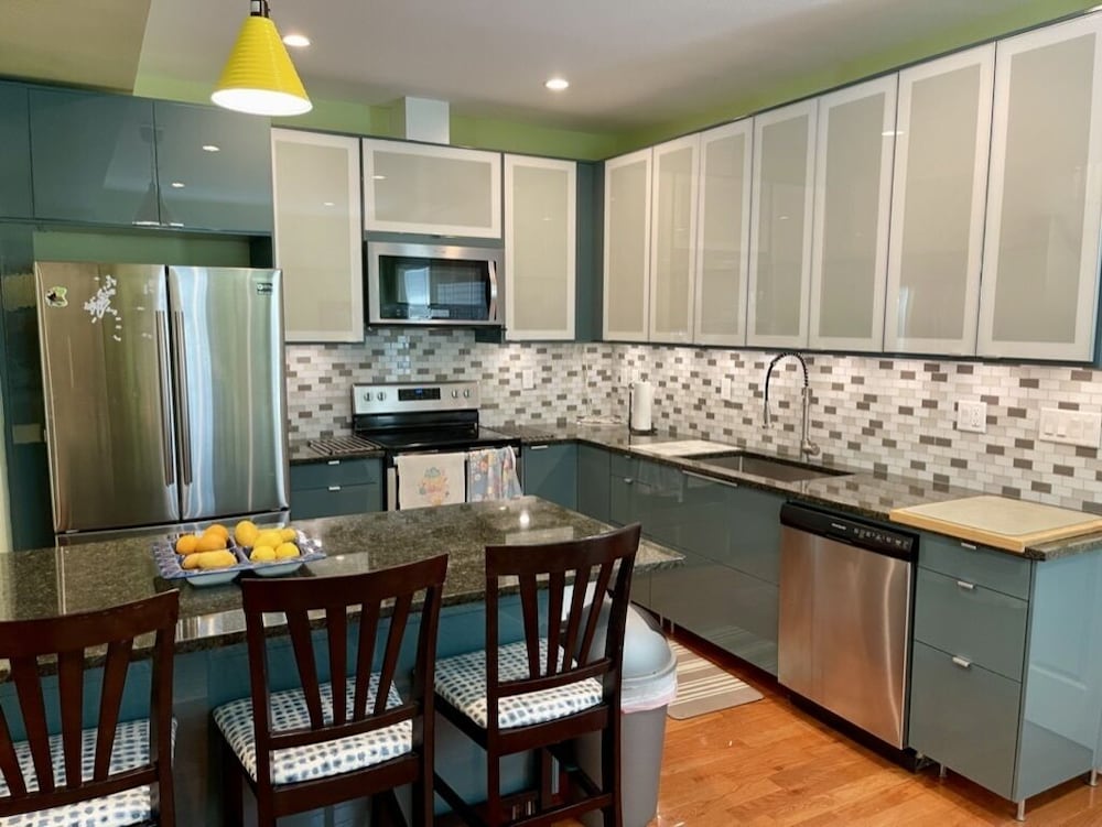 Фото Chez Pat in Cambridge