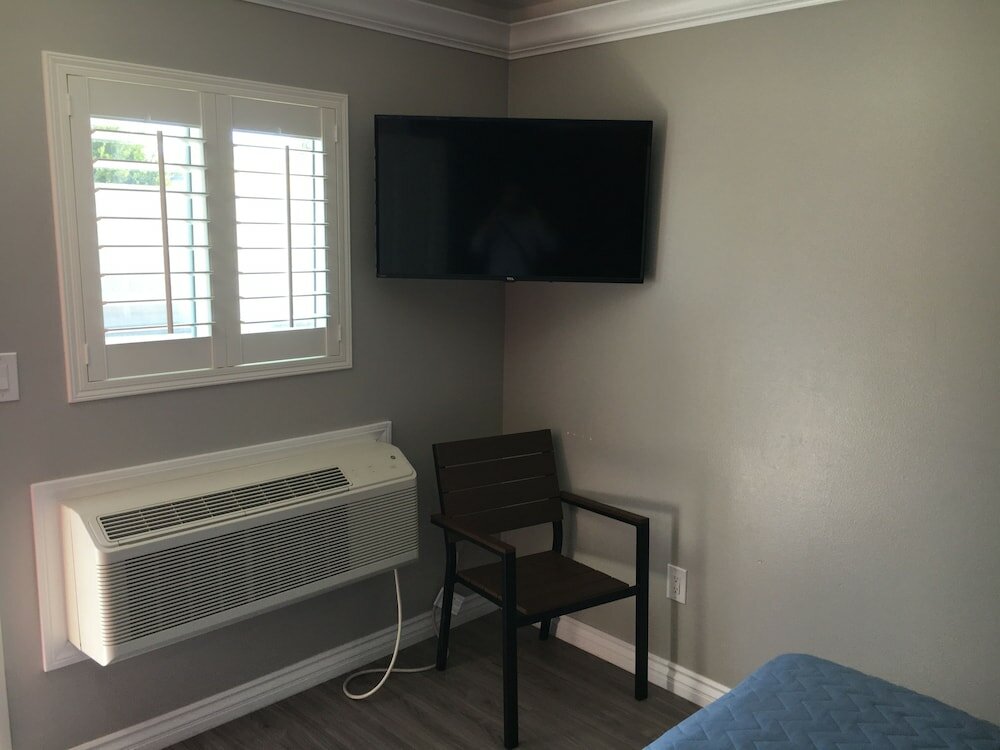 Фото Clover Motel