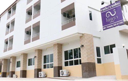 Гостиница Iyara residence в Трате
