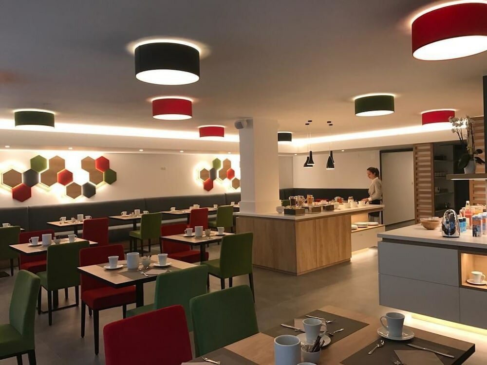 Фото Tourist Hotel